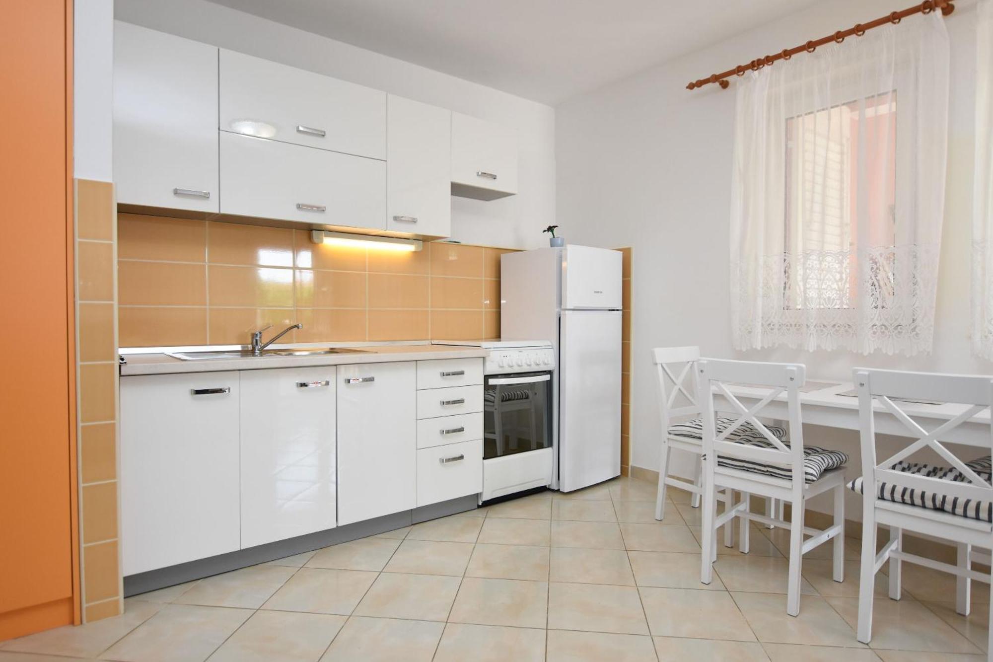 Apartments Eva Примоштен Номер фото